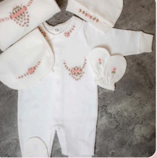 Pink Arch - 5-Piece Newborn Pajama Set